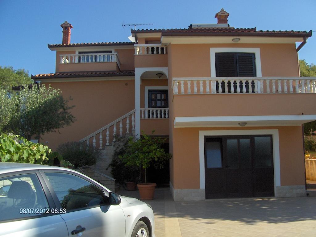 Labinci Apartman Andela מראה חיצוני תמונה